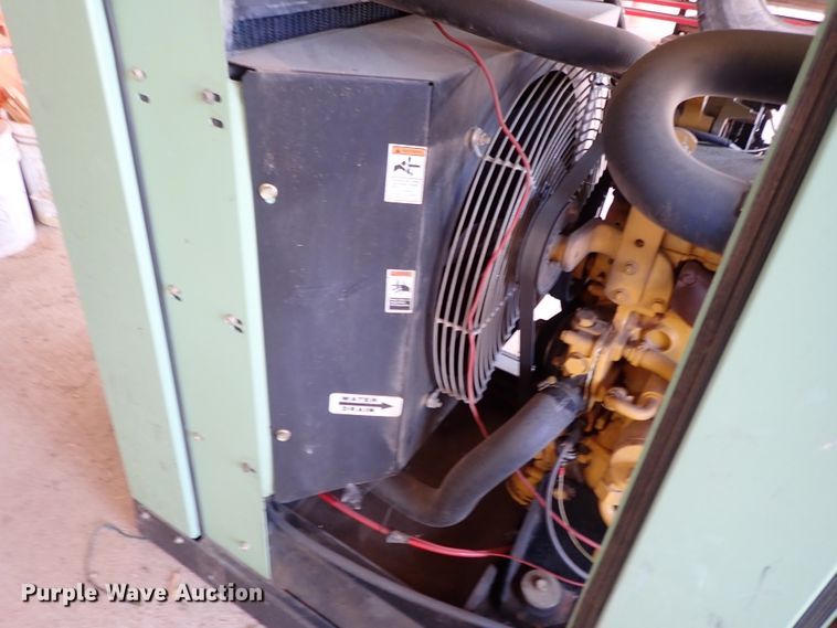 image for item GB9364 Sullair 185 air compressor