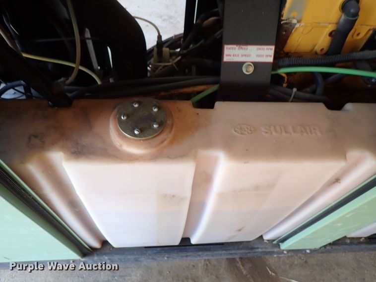 image for item GB9364 Sullair 185 air compressor