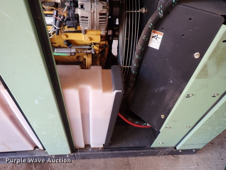 image for item GB9364 Sullair 185 air compressor