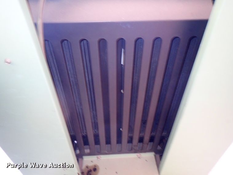 image for item GB9364 Sullair 185 air compressor