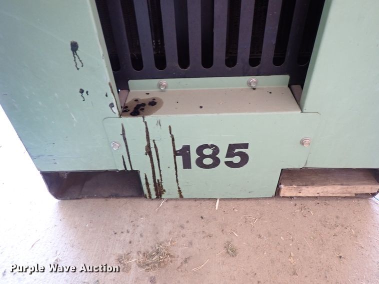 image for item GB9364 Sullair 185 air compressor