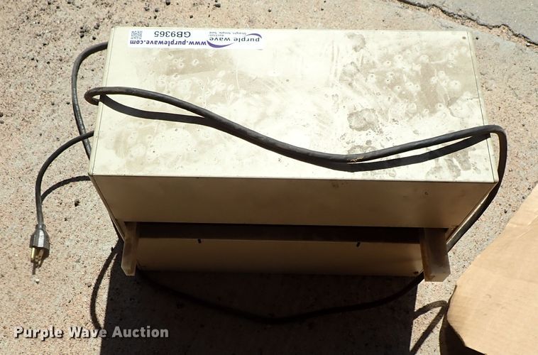 image for item GB9365 US Highway Products letter machine