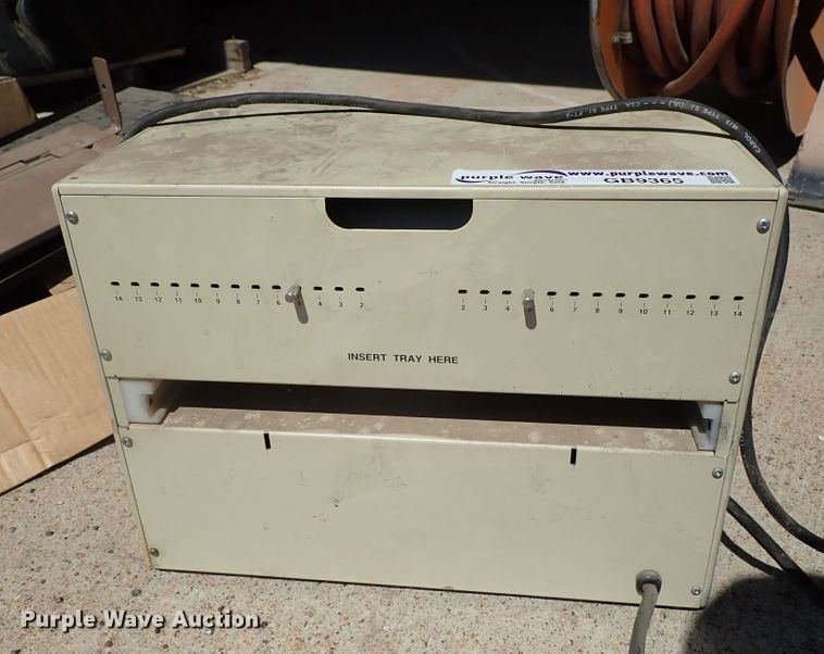 image for item GB9365 US Highway Products letter machine