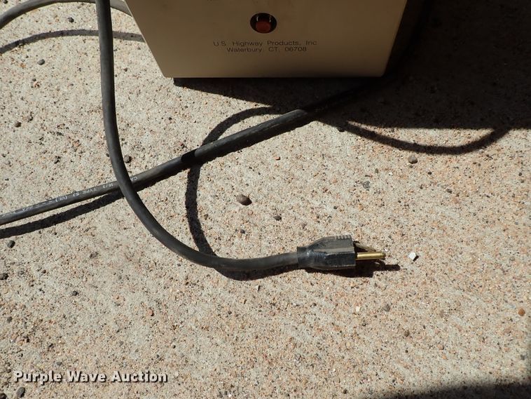 image for item GB9365 US Highway Products letter machine