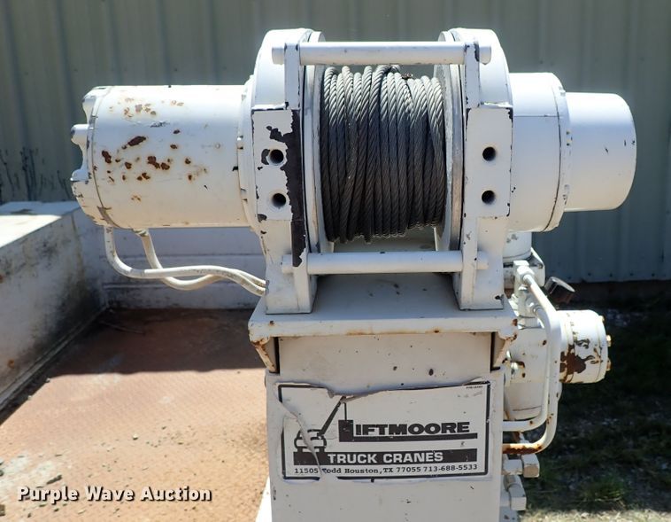 image for item GB9370 Utility bed with crane