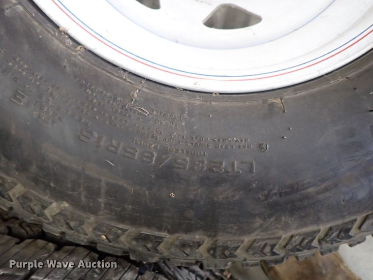 image for item GB9434 Tires and wheels