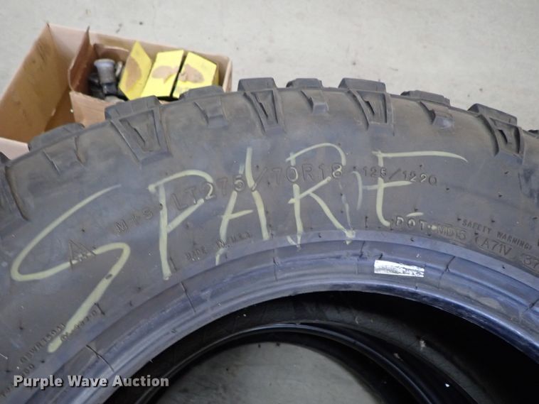 image for item GB9434 Tires and wheels