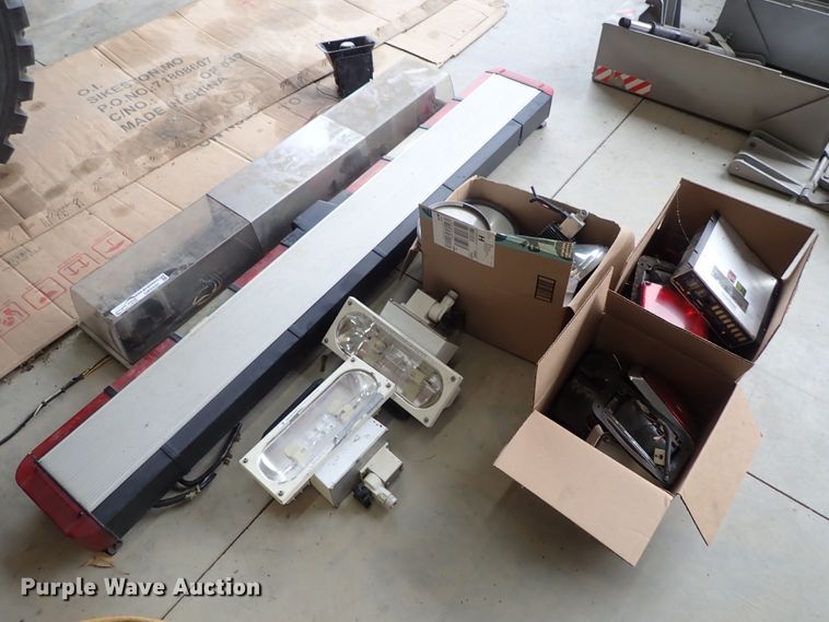 image for item GB9440 Emergency vehicle accessories