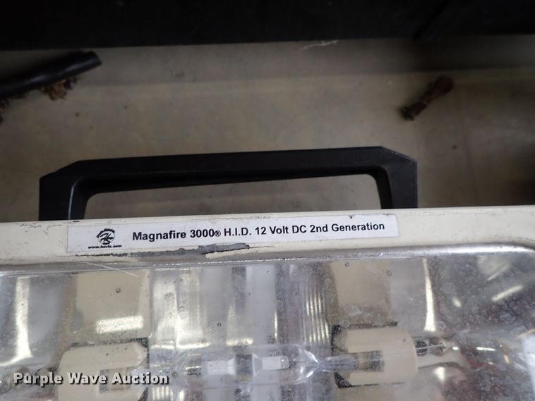 image for item GB9440 Emergency vehicle accessories