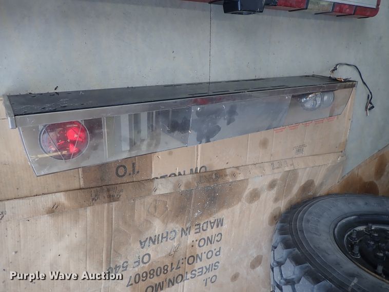 image for item GB9440 Emergency vehicle accessories