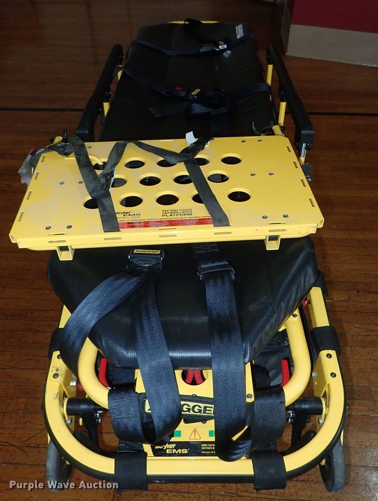 image for item GB9443 Stryker 6082 MX-Pro ambulance cot