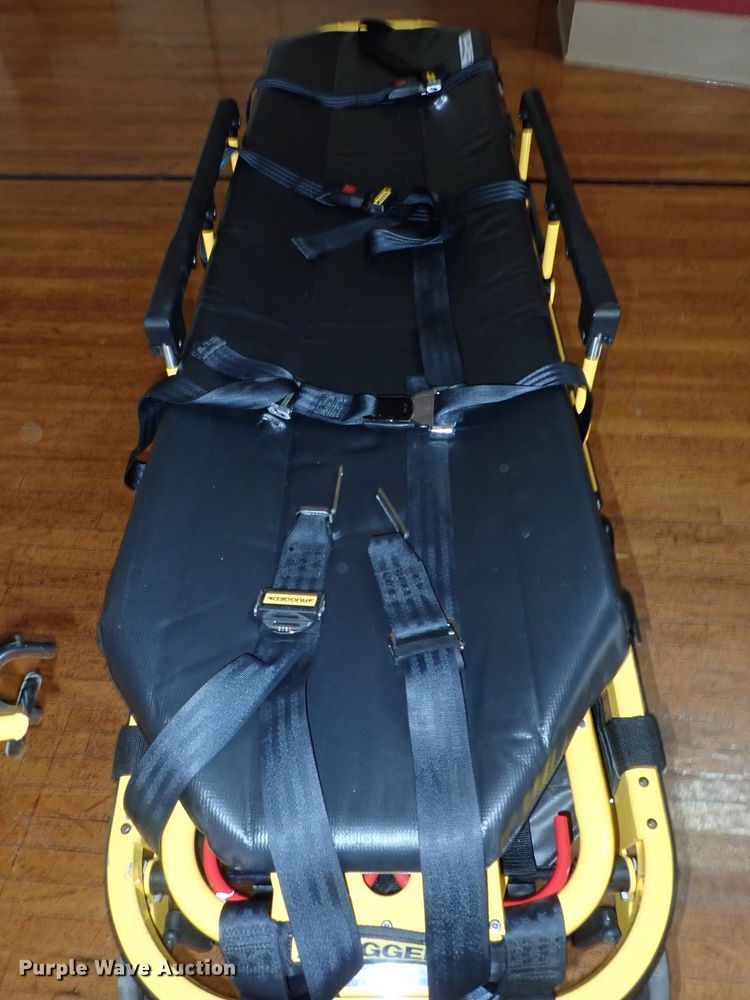 image for item GB9443 Stryker 6082 MX-Pro ambulance cot