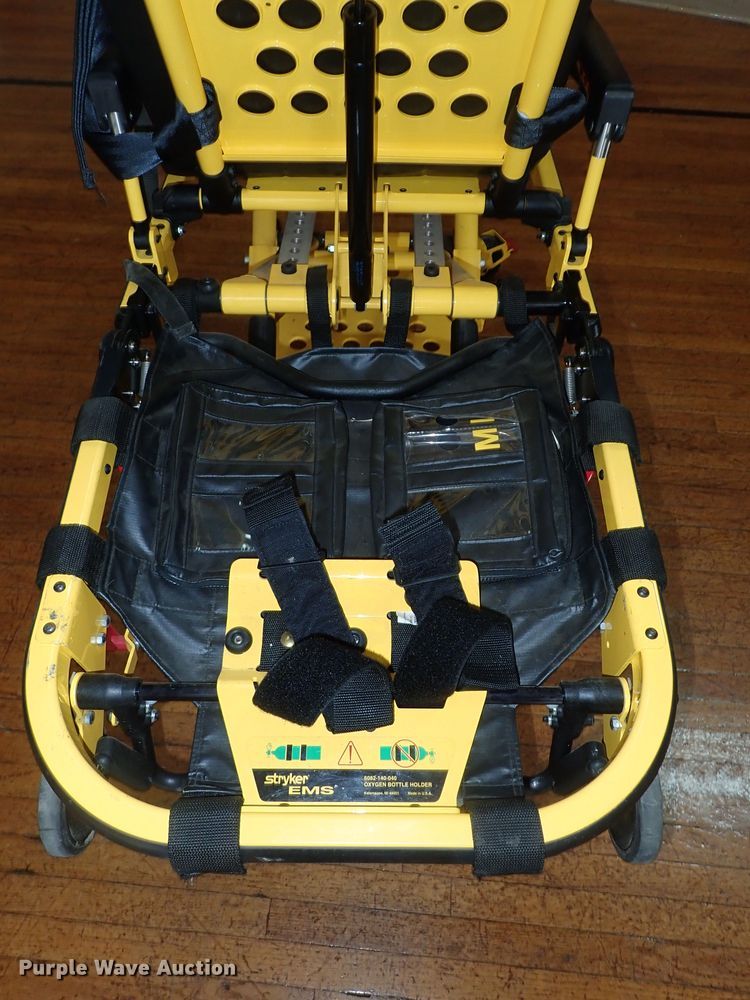 image for item GB9443 Stryker 6082 MX-Pro ambulance cot