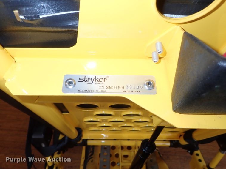 image for item GB9443 Stryker 6082 MX-Pro ambulance cot