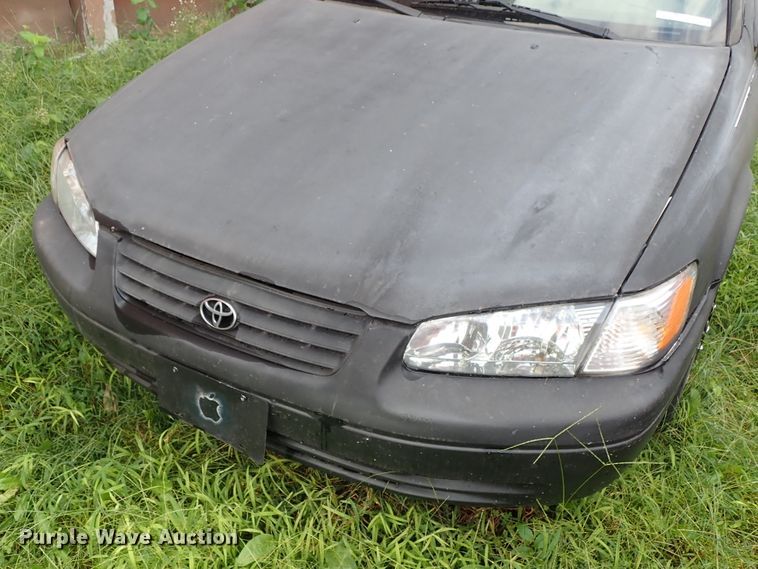 image for item GB9446 2000 Toyota Camry