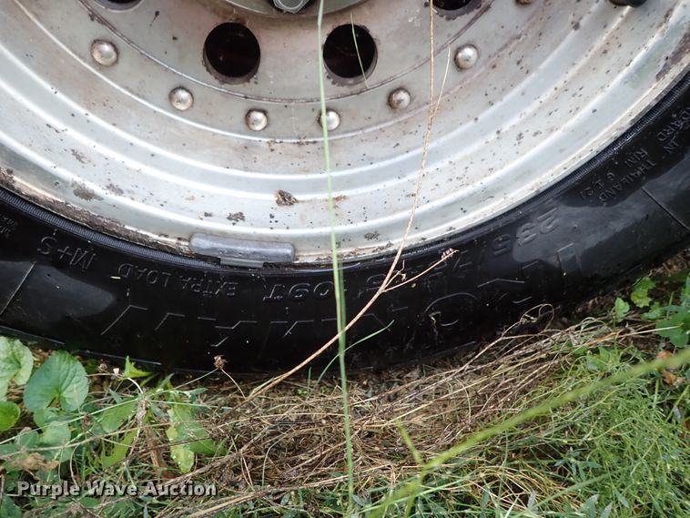 image for item GB9447 1993 Ford F150 SuperCab pickup truck