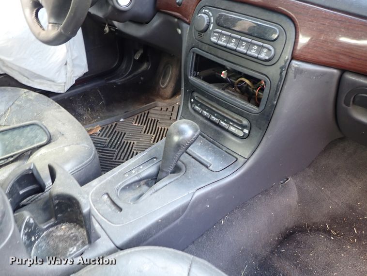 image for item GB9448 2000 Chrysler 300M