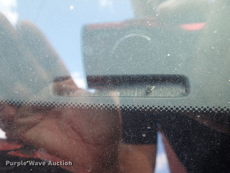 image for item GB9448 2000 Chrysler 300M