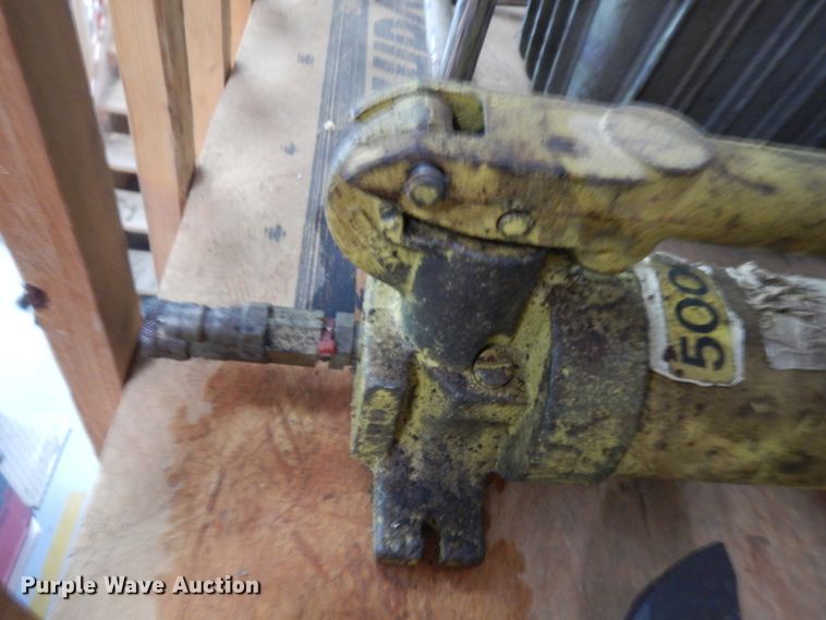 image for item GG9146 Hurst rescue tools