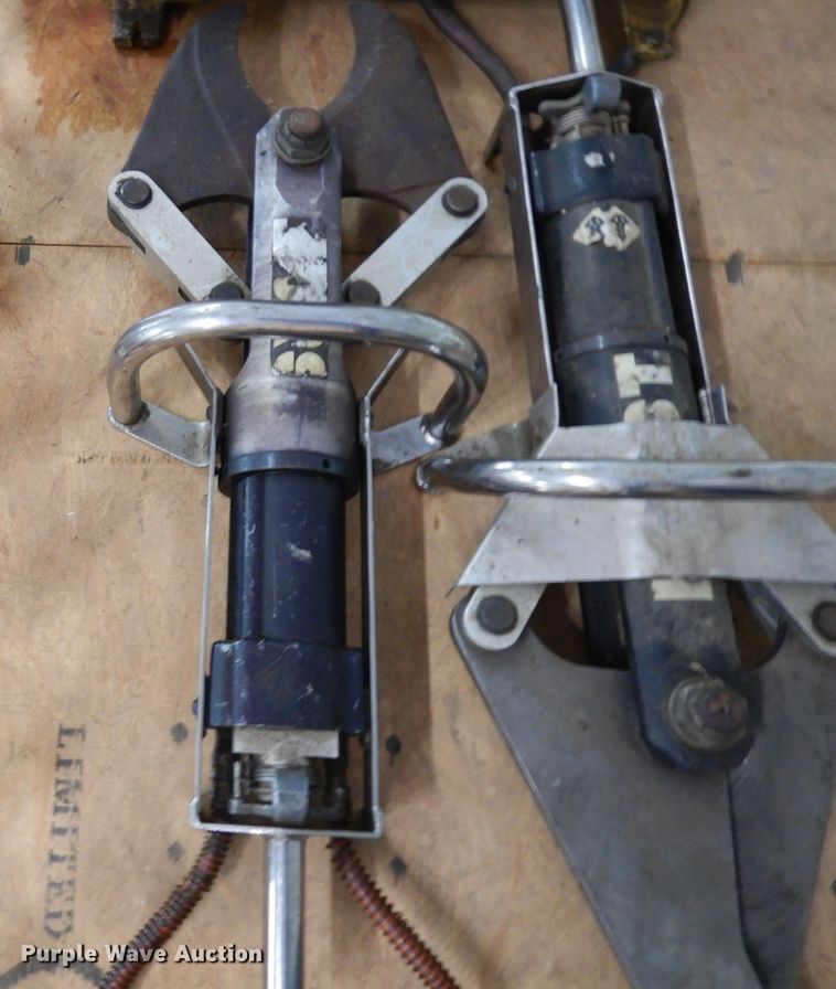 image for item GG9146 Hurst rescue tools