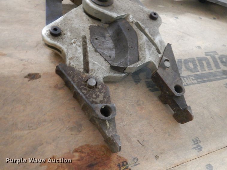 image for item GG9147 Phoenix rescue tools