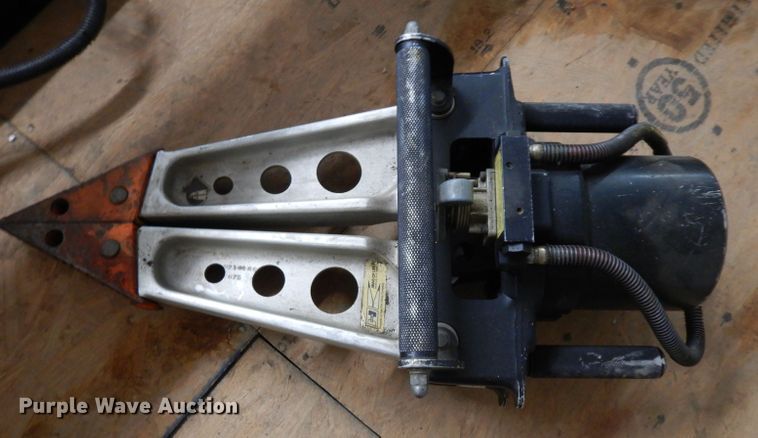 image for item GG9148 Hurst rescue tools