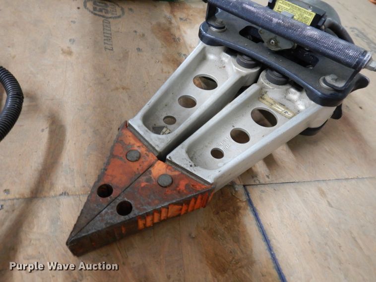 image for item GG9148 Hurst rescue tools