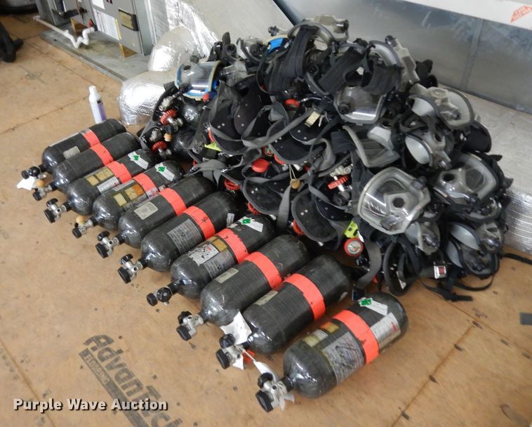 image for item GG9151 Approximately 15 Cairns packs/bottles