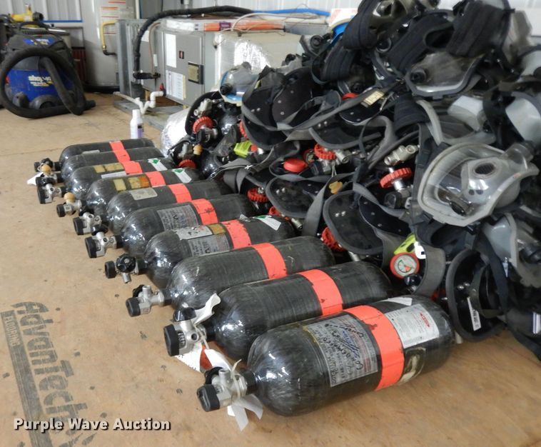 image for item GG9151 Approximately 15 Cairns packs/bottles