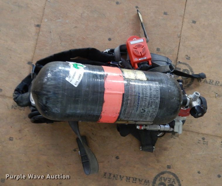 image for item GG9151 Approximately 15 Cairns packs/bottles