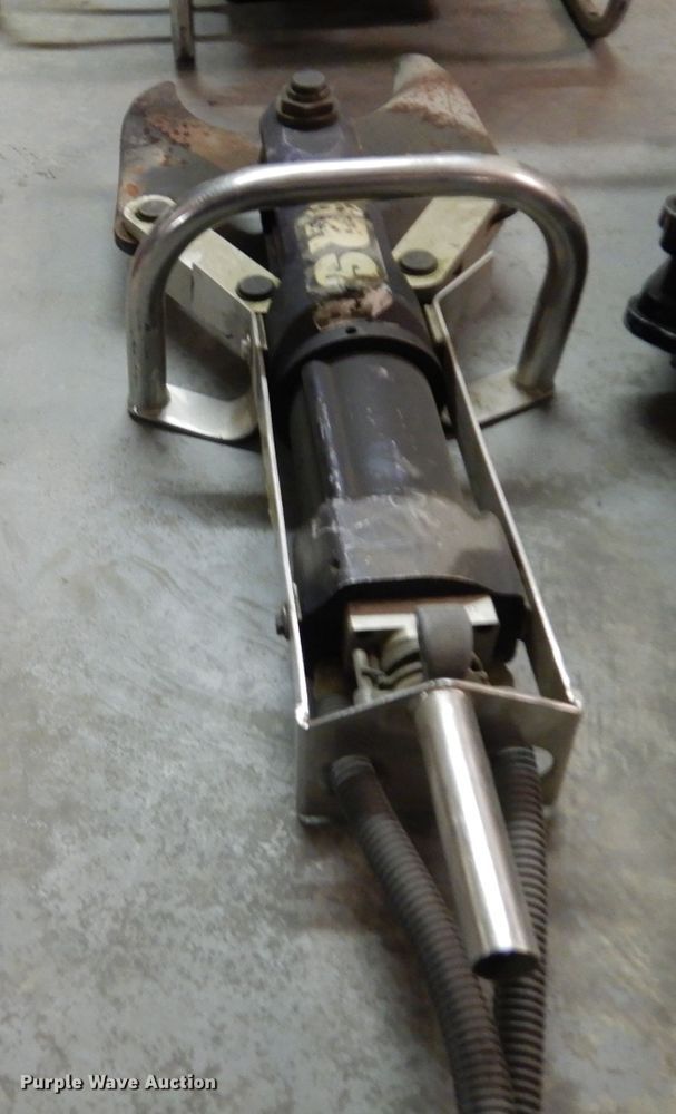 image for item GG9154 Hurst rescue tools