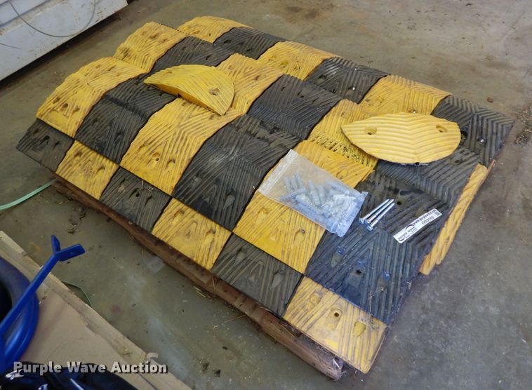 image for item GG9160 Speed bumps