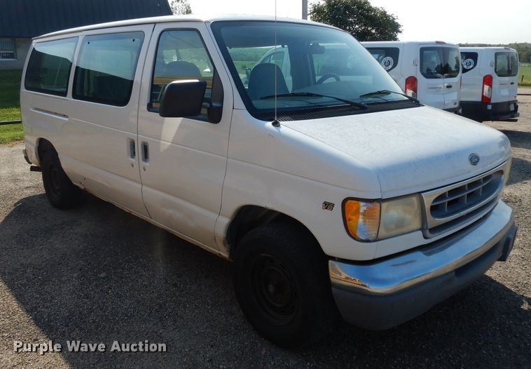 image for item GG9162 1999 Ford Econoline E150 XL van