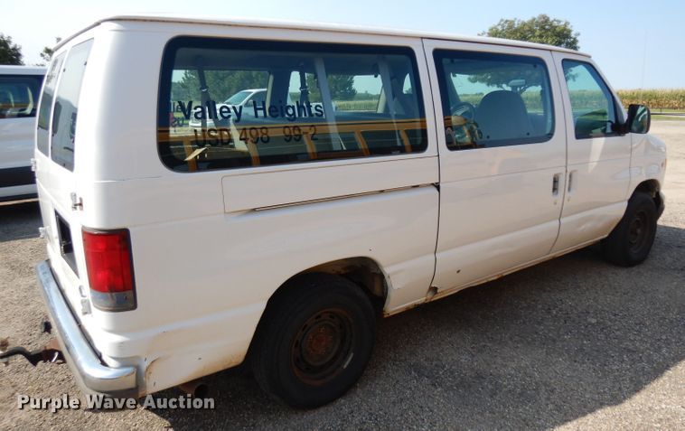 image for item GG9162 1999 Ford Econoline E150 XL van
