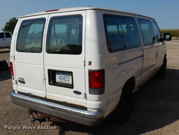 image for item GG9162 1999 Ford Econoline E150 XL van