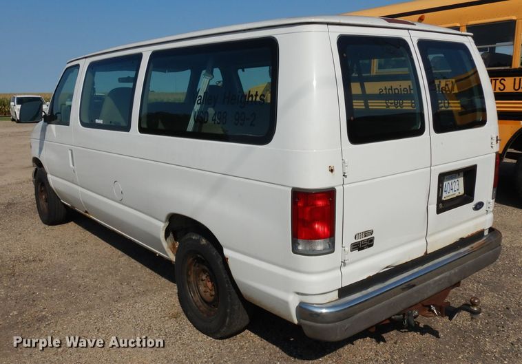 image for item GG9162 1999 Ford Econoline E150 XL van