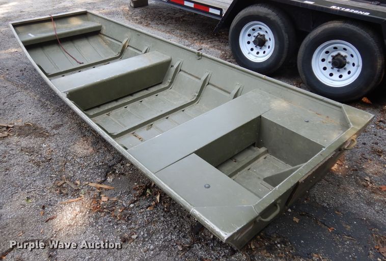 image for item GG9181 Lowe 1236 aluminum boat