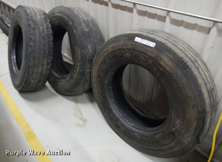 image for item GG9199 (3) 12R22.5 tires