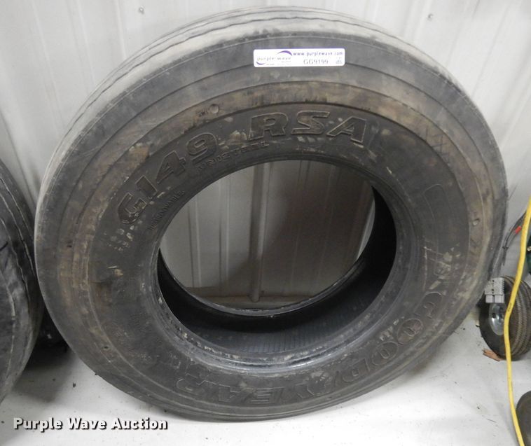 image for item GG9199 (3) 12R22.5 tires
