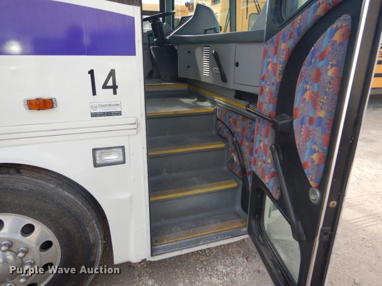 image for item GH9679 2000 Blue Bird LTC-40 coach bus