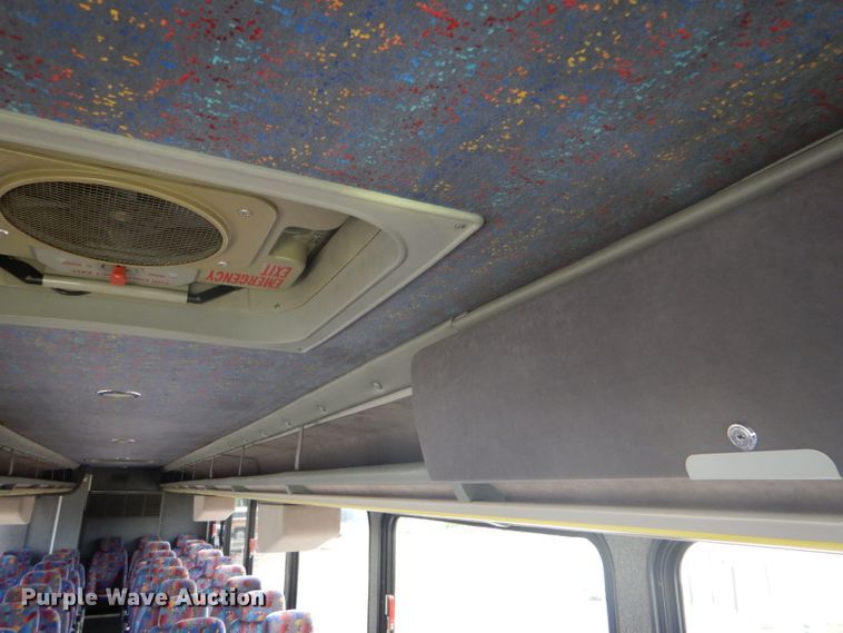 image for item GH9679 2000 Blue Bird LTC-40 coach bus