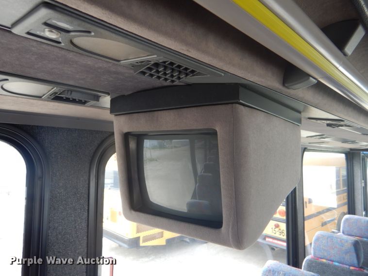 image for item GH9679 2000 Blue Bird LTC-40 coach bus