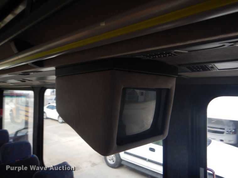 image for item GH9679 2000 Blue Bird LTC-40 coach bus