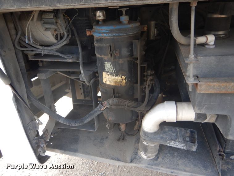 image for item GH9679 2000 Blue Bird LTC-40 coach bus