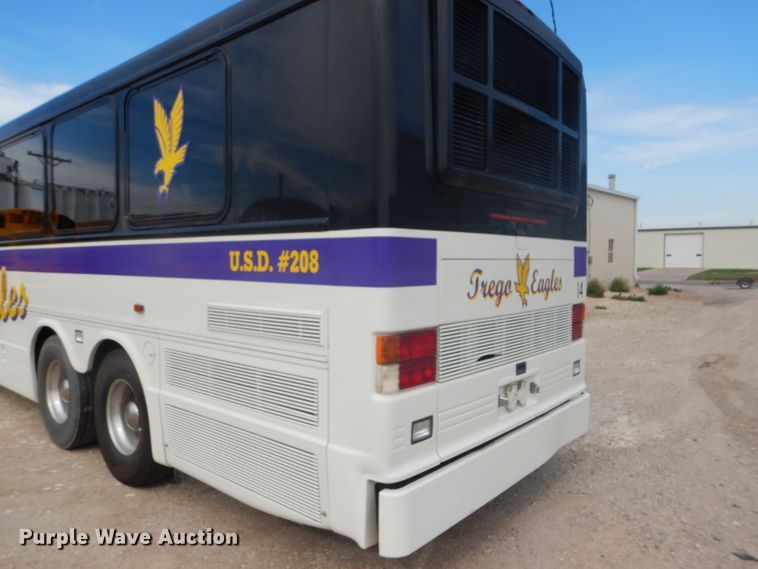 image for item GH9679 2000 Blue Bird LTC-40 coach bus