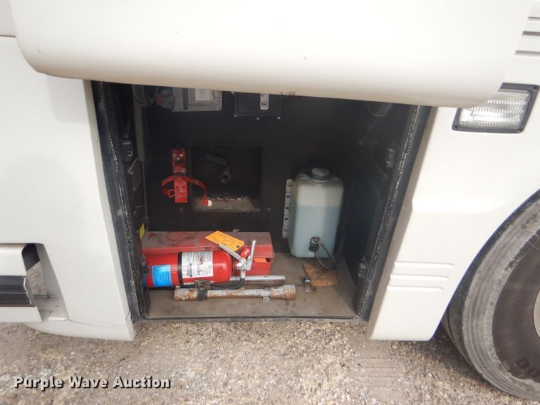 image for item GH9679 2000 Blue Bird LTC-40 coach bus