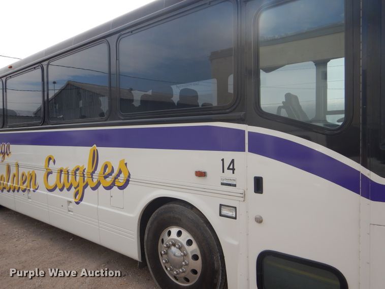 image for item GH9679 2000 Blue Bird LTC-40 coach bus