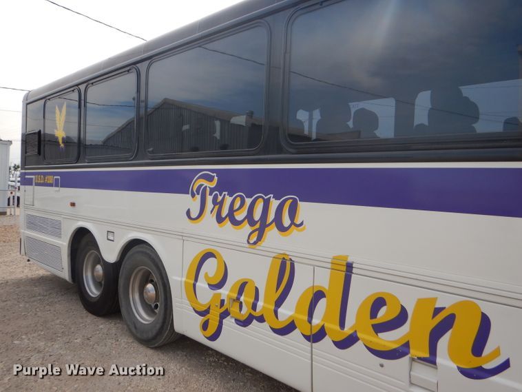 image for item GH9679 2000 Blue Bird LTC-40 coach bus