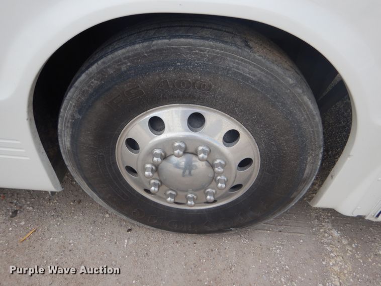 image for item GH9679 2000 Blue Bird LTC-40 coach bus