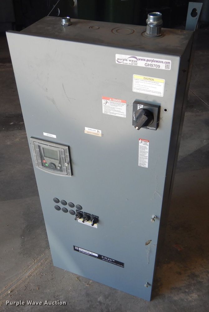 Square D E-Flex variable frequency drive in Hays, KS | Item GH9709 sold ...